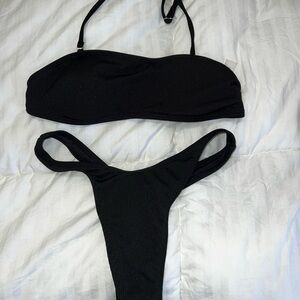 SHEIN Black Minimalist Bandeau Bikini